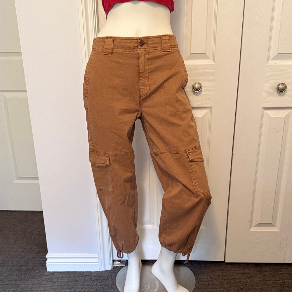 NEW Women’s Brown/Tan Cargo Pants with Adjustable Cuffs. Create a bundle & save!